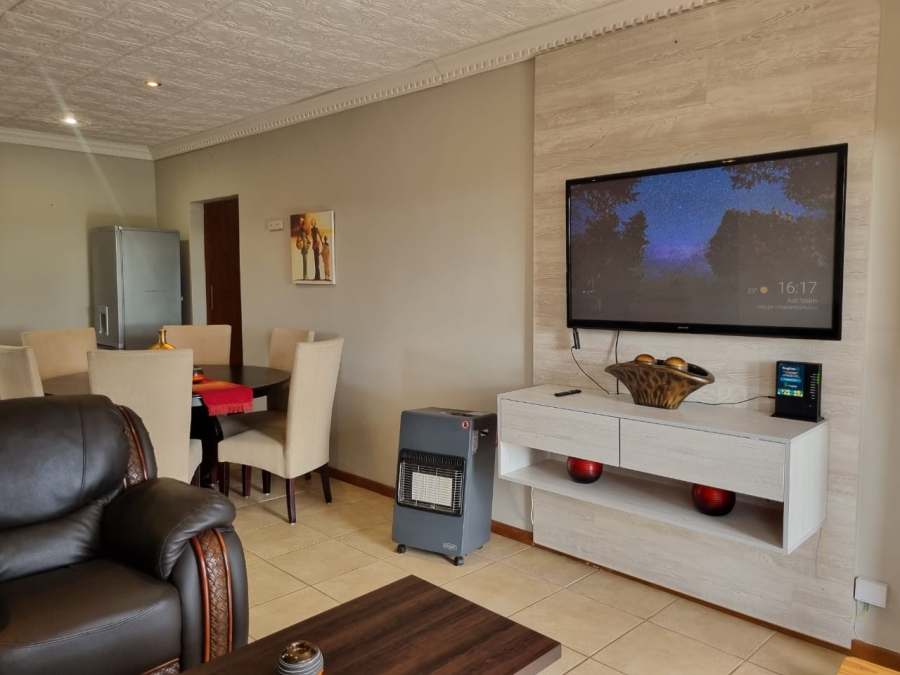3 Bedroom Property for Sale in Strelitzia Park Eastern Cape